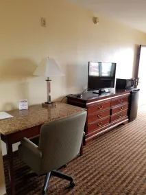 Scottish Inn & Suites - Eau Claire - Chambre