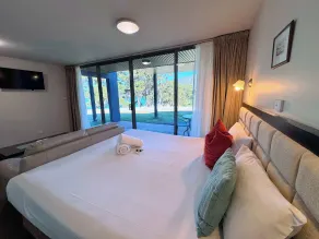 Lufra Beachside Hotel - Zimmer