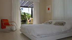 Villa in Red - Room