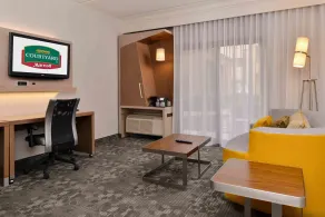 Courtyard by Marriott Dallas Northwest - Room