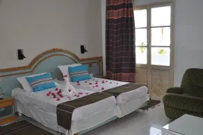 Cosmos Tergui Club - Room
