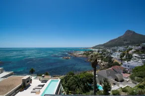 Living Hotel Lion's Eye - Vue de la chambre