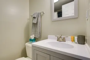 Sunny Family Home, 3 Mi to High Point Market! - Innvendig