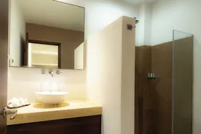 Quinto Sole Boutique Hotel Mahahual - Baño