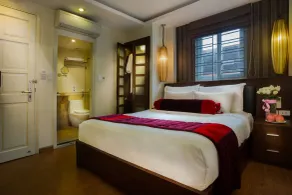 Golden Art Hotel - Vista do quarto