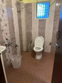 Five stones By Earth Hotel Vadapalani - Chambre