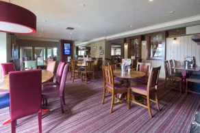 Premier Inn Doncaster Central East - Restaurant