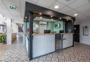 B&B HOTEL Saintes - Reception