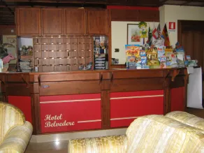 Hotel Belvedere - Rezeption