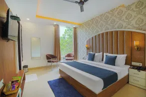 Hotel Paris Chandigarh Zirakpur - Zimmer