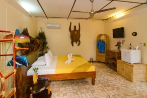 Deep Forest Garden Hotel - Room