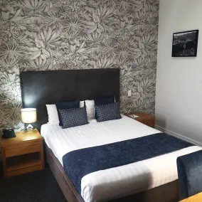 Ramada by Wyndham, Hamilton City Center - Chambre