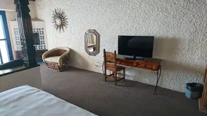 Las Rocas Resort And Spa - Room