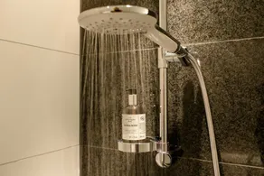 Motel One Basel - Badezimmer