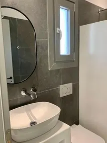 AiΘeria Suites Ios - Bad