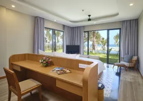 Selectum Noa Resort Cam Ranh - Room