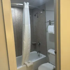 Red Roof Inn Media, PA - Salle de bain