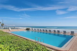 Spark by Hilton Ormond Beach Oceanfront - Piscine