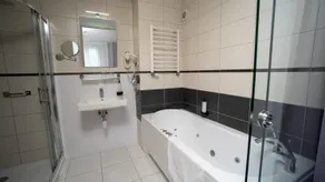 B&B HOTEL Piotrków Trybunalski - Badezimmer
