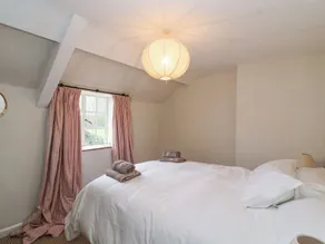 Little Lemhill Farm Cottage - Room