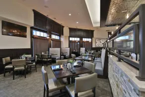 Crowne Plaza Providence-Warwick (Airport) by IHG - Restaurant