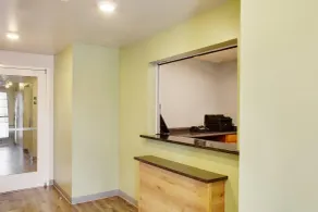 WoodSpring Suites Conroe - Hall