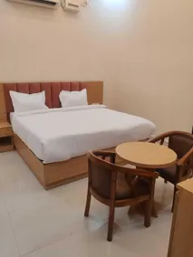 Laxmi Seva Sadan Laxmi Hotel  - Zimmer