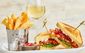 Courtyard by Marriott Greensboro - Restaurant