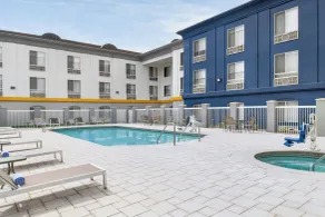 City Express By Marriott Rancho Cucamonga - Piscine