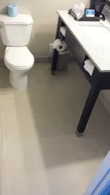 Quality Inn Toronto Airport - Salle de bain