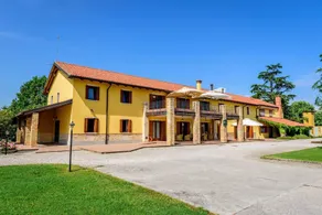 Agriturismo Tenuta Regina - Glamping luxury lodges and apartments - Recepción