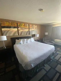 Days Inn by Wyndham Watertown - Room