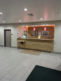 Country Inn & Suites by Radisson, Elgin, IL - Réception