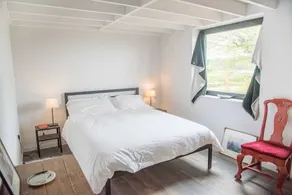 Well Barn - Room