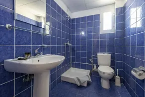  Lucia Hotel Paralia  - Salle de bain