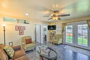 Phoenix Vacation Rental: 2 Mi to Downtown - Innvendig