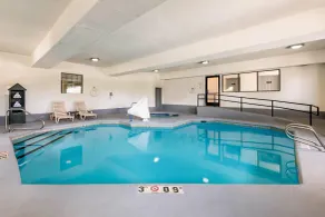 Quality Inn & Suites Gallup I-40 Exit 20 - Pool