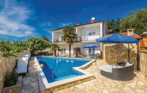 1 Bedroom Stunning Apartment In Krk - Pool