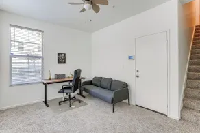 Walk to Bart Station: Richmond Townhome w/ Balcony - Innenbereich