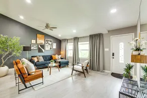 Workspace, Patio! Dallas Family Home Near Galleria - Interiør