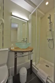 Hôtel Le Madrigal - Salle de bain