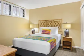 AWESOME OCEAN FRONT SEA VILLAGE RESORT CONDO DIRECT OCEAN VIEW WATER STEPS AWAY - Værelse
