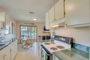 Hawkins Vacation Rental w/ On-site Lake Access! - Innenbereich