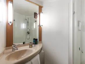 ibis Montbéliard - Zimmer