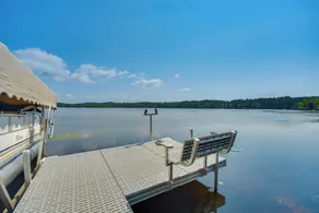 Waterfront Stay w/ Dock & Views on Minong Flowage - Interiør