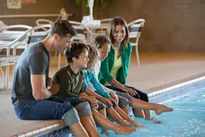 AmericInn by Wyndham Sheboygan - Piscine