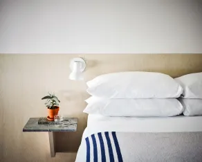 Lake Shore Resort - Room