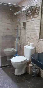 Shahal Apartments - Bathroom