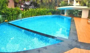 B&F Kensington Square - Pool
