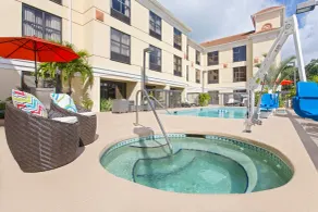 Holiday Inn Express Hotel & Suites Clearwater North-Dunedin by IHG - Piscine